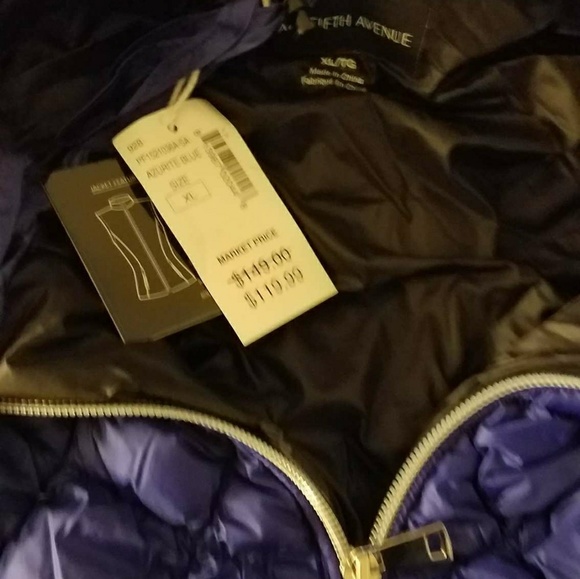 Vest - Picture 2 of 2